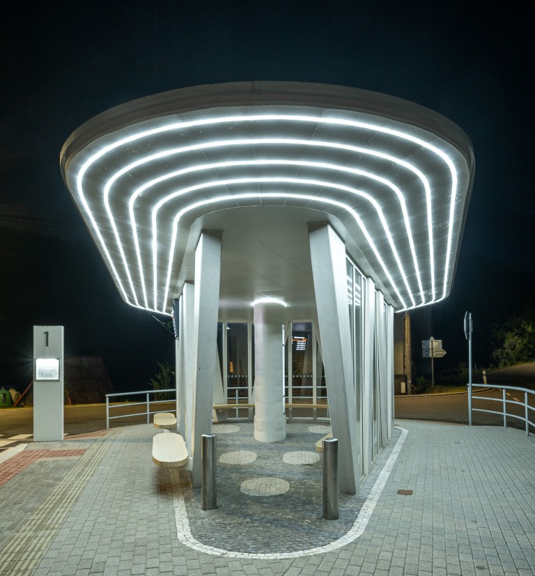 Autobusova Zastavka Rudnik TOP