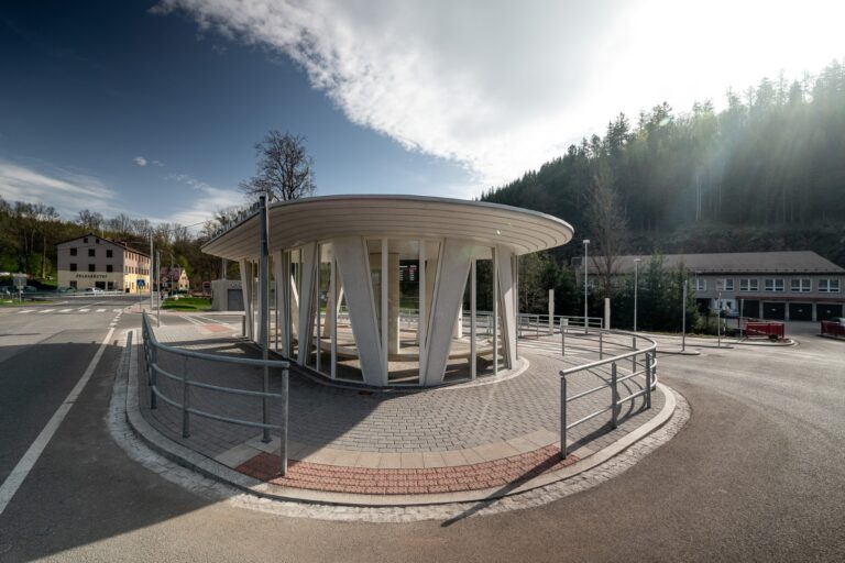 Autobusova Zastavka Rudnik 011 768x512