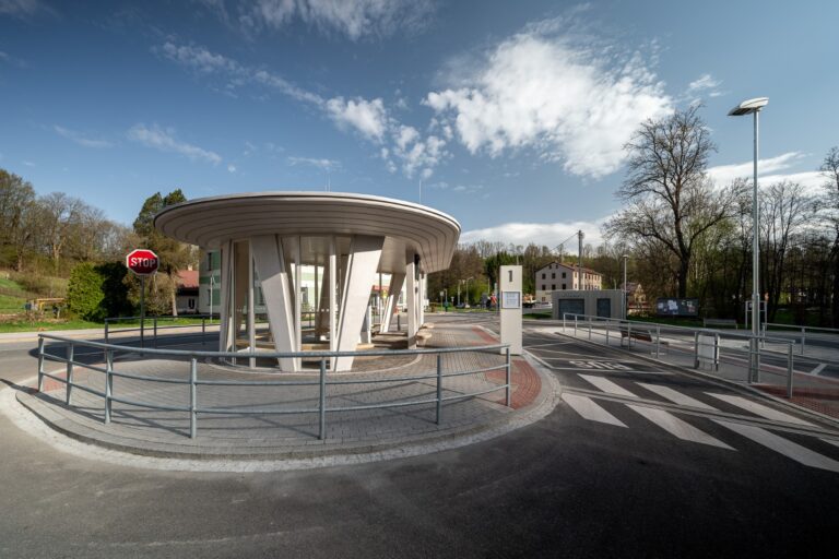 Autobusova Zastavka Rudnik 012 768x512